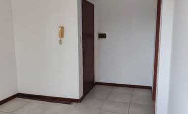 Departamento en alquiler c/ cochera en Concordia