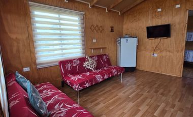 ARRIENDO TERRENO CON DOS CABAÑAS
