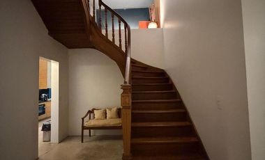 Casa en venta con jardin y pileta 7 ambientes en la mejor zona de Olivos