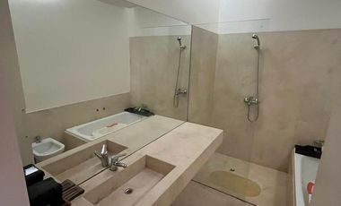 Casa en venta con jardin y pileta 7 ambientes en la mejor zona de Olivos
