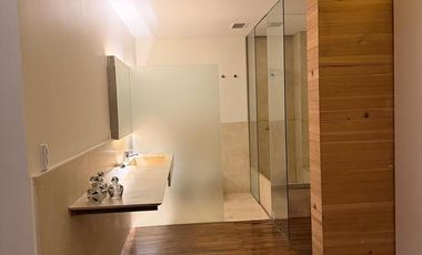Casa en venta con jardin y pileta 7 ambientes en la mejor zona de Olivos