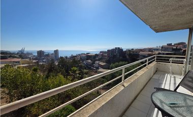 Arriendo Depto con Vista a la Bahía Edificio Colonial- Cerro Yungay