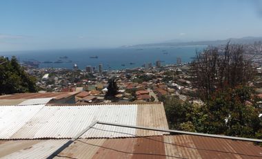 Se vende Pasaje Vista Hermosa 49 Cerro Yungay.