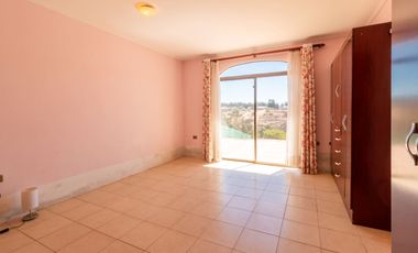Casa en venta 4 Dormitorios 2 Baños Fuerte Aguayo Concón