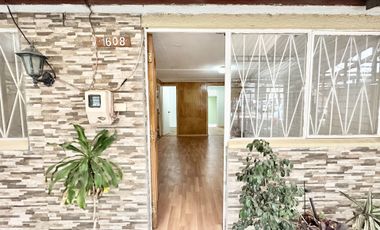 Casa en venta 2d-1b, La calera