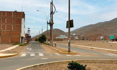 Terreno de 112 m2 en venta, a la espalda de la Panamericana Norte