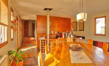 MARAVILLOSA CASA DE ARQUITECTO EN CONDOMINIO PRIVADO