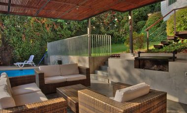 MARAVILLOSA CASA DE ARQUITECTO EN CONDOMINIO PRIVADO