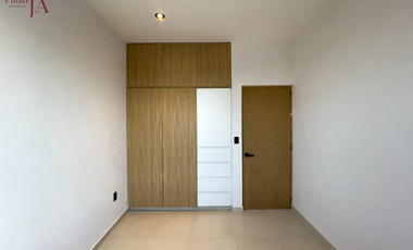CASA EN VENTA 2 PLANTAS, 3 RECÁMARAS, 2.5 BAAÑOS, COCHERA PARA 2 AUTOS