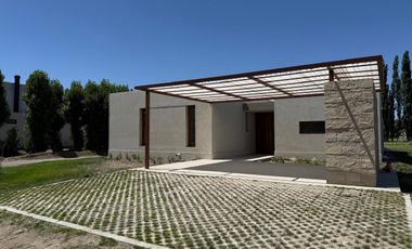 Casa a Estrenar en Una Sola Planta en Sauces del Limay