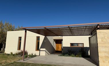 Casa a Estrenar en Una Sola Planta en Sauces del Limay
