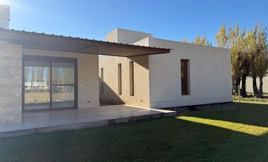 Casa a Estrenar en Una Sola Planta en Sauces del Limay