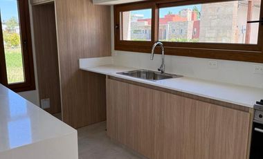 Casa a Estrenar en Una Sola Planta en Sauces del Limay