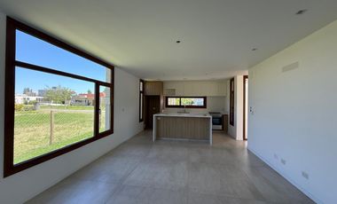 Casa a Estrenar en Una Sola Planta en Sauces del Limay
