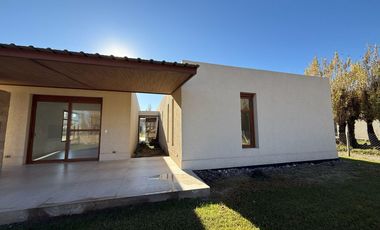Casa a Estrenar en Una Sola Planta en Sauces del Limay