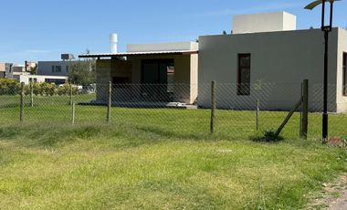 Casa a Estrenar en Una Sola Planta en Sauces del Limay