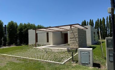 Casa a Estrenar en Una Sola Planta en Sauces del Limay