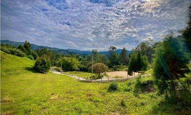VENTA ESPECTACULAR LOTE EN PARCELACIÓN GUARNE