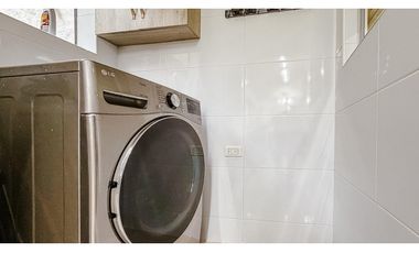 Casa para la renta amoblada en El Poblado, sector Los Balsos