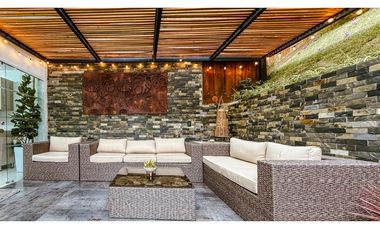 Casa para la renta amoblada en El Poblado, sector Los Balsos