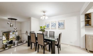 Casa para la renta amoblada en El Poblado, sector Los Balsos