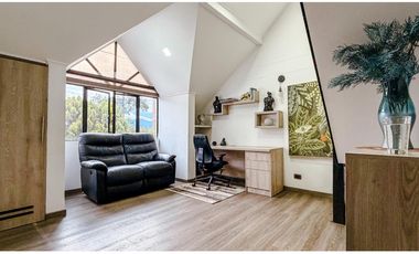 Casa para la renta amoblada en El Poblado, sector Los Balsos