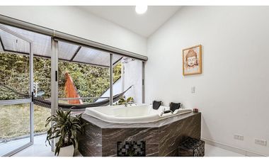 Casa para la renta amoblada en El Poblado, sector Los Balsos