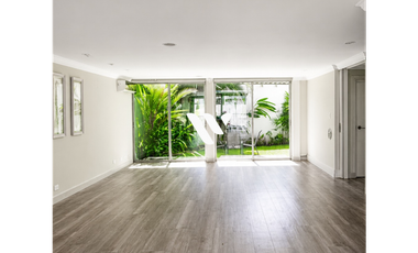 CASA EN VENTA CON PISCINA | BETANIA
