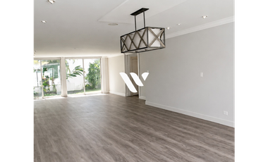 CASA EN VENTA CON PISCINA | BETANIA