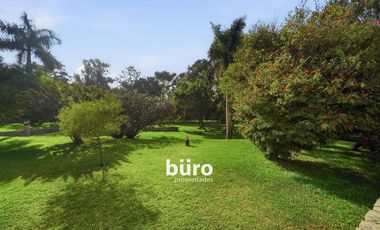 EXCELENTE CASA EN VENTA VISTA A PARQUE EN CONDOMINIO BRITANICO, TOMASAL, SURCO