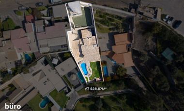 EXCELENTE CASA EN VENTA VISTA A PARQUE EN CONDOMINIO BRITANICO, TOMASAL, SURCO