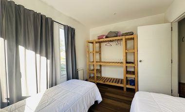 SENDEROS III  COSTA ESMERALDA -MODERNA Y FUNCIONAL CASA CON PILETA