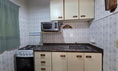 VENTA CASA 4 AMB. CON PARRILLA PATIO GARAGE Y DEPTO 3 AMB CON TERRAZA BALCÓN - APTA CRÉDITO - MORENO