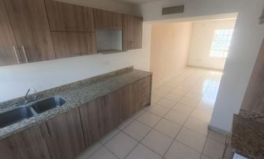 CASA EN VENTA EN FRACCIONAMIENTO AREZZO, TORREON, COAHUILA