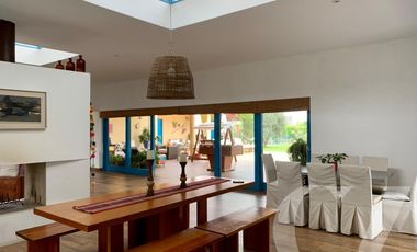 LINDA CASA DE CAMPO AMOBLADA Y EQUIPADA CON TERRAZA, PARRILLA Y PISCINA - QUILMANA