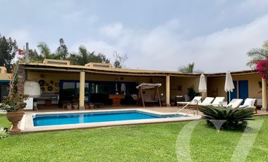LINDA CASA DE CAMPO AMOBLADA Y EQUIPADA CON TERRAZA, PARRILLA Y PISCINA - QUILMANA