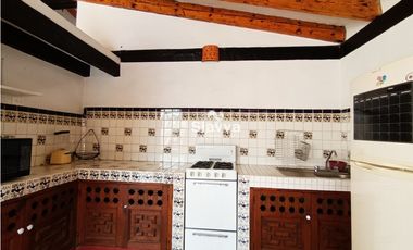 CASA CÉNTRICA EN RENTA EN VALLE DE BRAVO