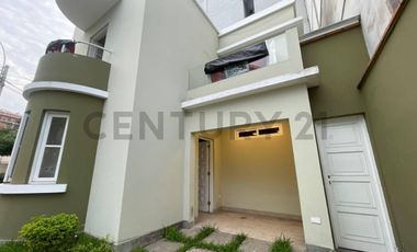 SE ALQUILA CASA / OFICINA EN MIRAFLORES