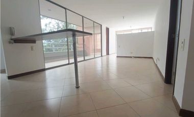 Alquiler APTO-PATIOBONITO-POBLADO