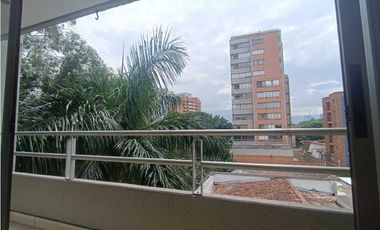 Alquiler APTO-PATIOBONITO-POBLADO