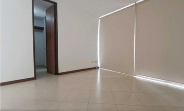 Alquiler APTO-PATIOBONITO-POBLADO