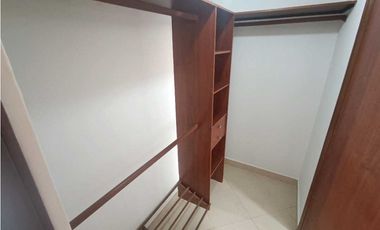 Alquiler APTO-PATIOBONITO-POBLADO