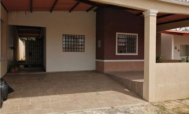 VENTA CASA LA ARBOLEDA-PANAM OESTE-JR
