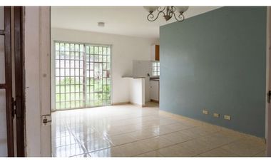 VENTA CASA LA ARBOLEDA-PANAM OESTE-JR
