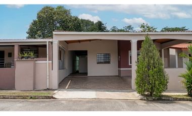 VENTA CASA LA ARBOLEDA-PANAM OESTE-JR