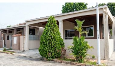 VENTA CASA LA ARBOLEDA-PANAM OESTE-JR