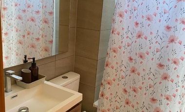 EXCELENTE Y AMPLIO DPTO 4 DORM 3 BAÑOS NUEVA PUNTILLA VILLARRICA, 1.500MM GGCC INCLUIDO