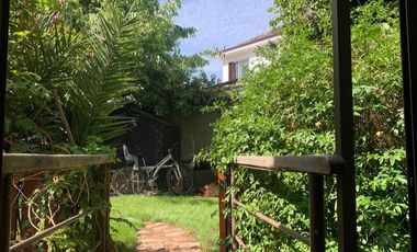 Departamento con patio en Plaza la Alcadesa