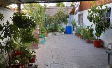 Venta Casa Familiar con Depto Independiente