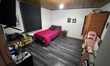 Venta Casa Familiar con Depto Independiente